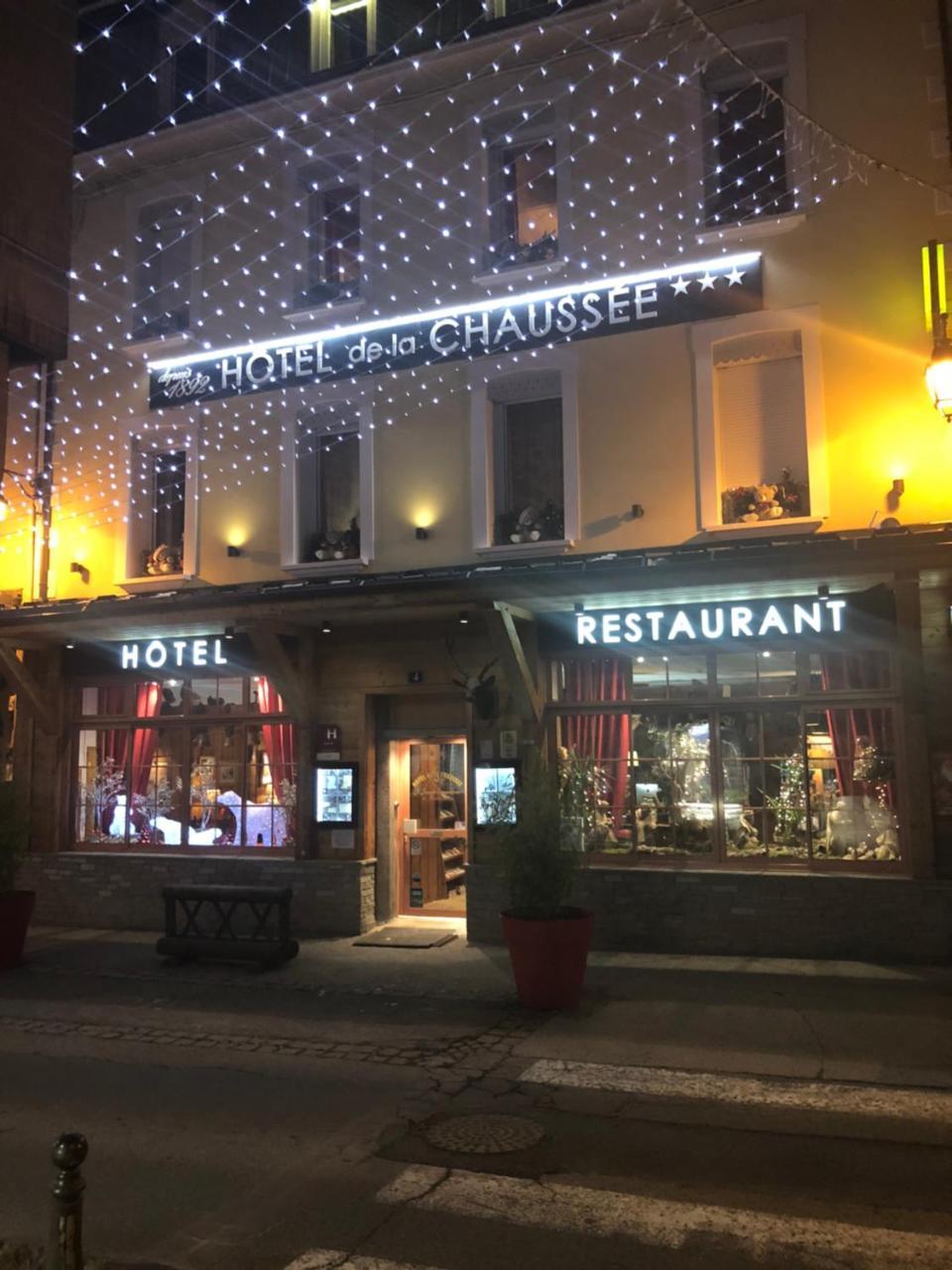 Hotel Restaurant De La Chaussee Briancon  Exterior photo